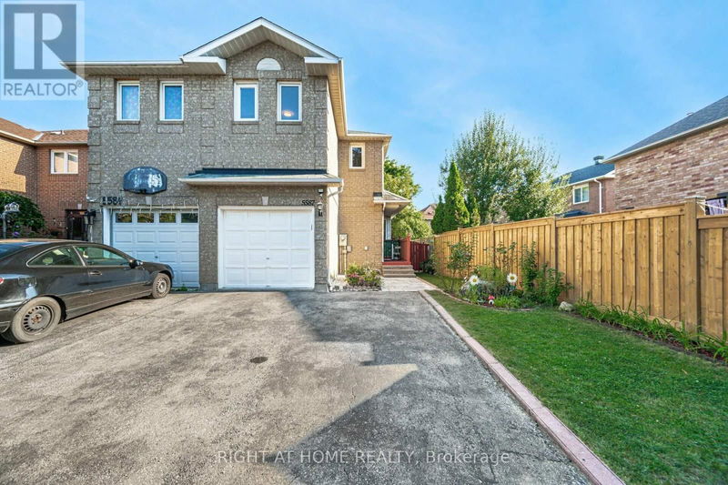 5587 Whistler Crescent  Mississauga (Hurontario), L4Z3R5 | Image 1