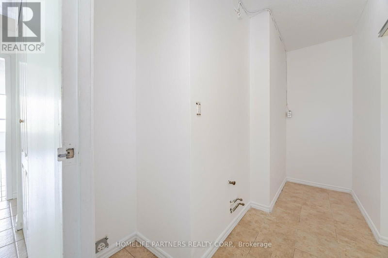  303 - 40 Panorama Court  Toronto (Mount Olive-Silverstone-Jamestown), M9V4M1 | Image 25