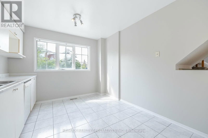  64 - 65 Brickyard Way  Brampton (Brampton North), L6V4M2 | Image 16