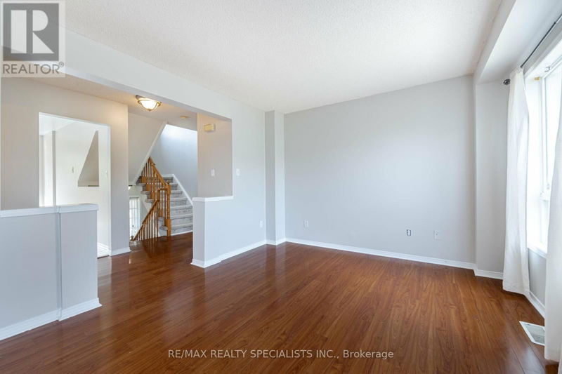  64 - 65 Brickyard Way  Brampton (Brampton North), L6V4M2 | Image 9