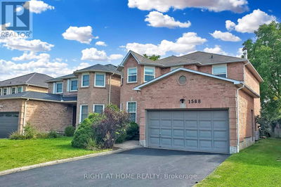 1588 Summergrove Crescent  Mississauga (East Credit), L5M3Z3 | Image 1