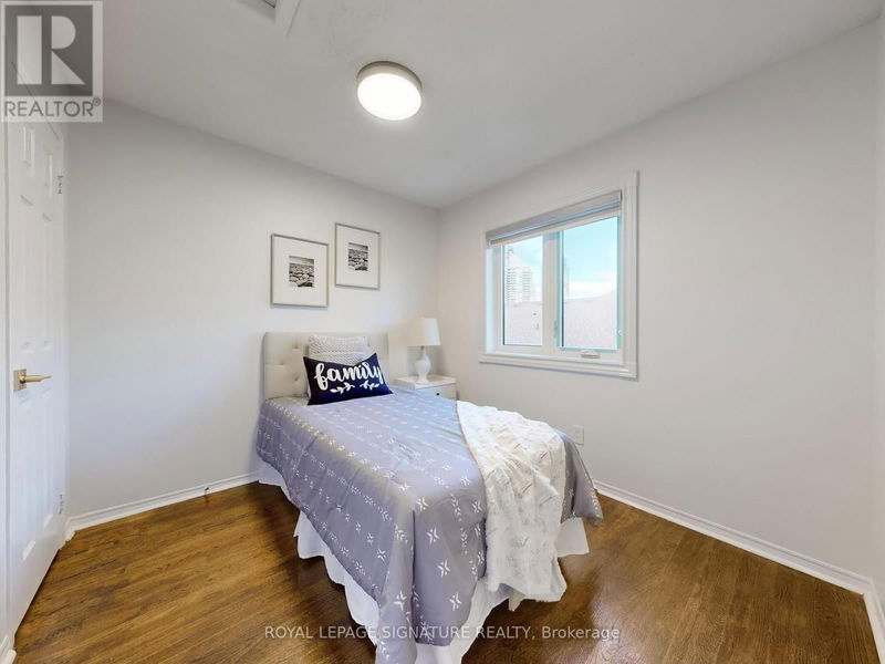 141 Harbourview Crescent  Toronto (Mimico), M8V4A8 | Image 22