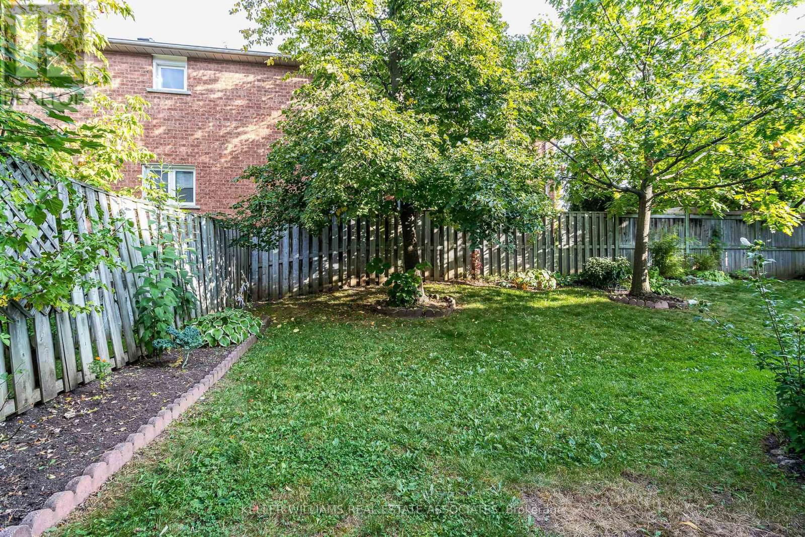 75 - 5525 PALMERSTON CRESCENT Image 38