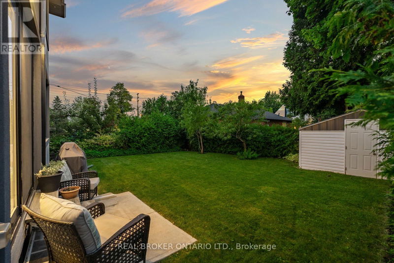 106 Ballacaine Drive  Toronto (Stonegate-Queensway), M8Y4B8 | Image 38