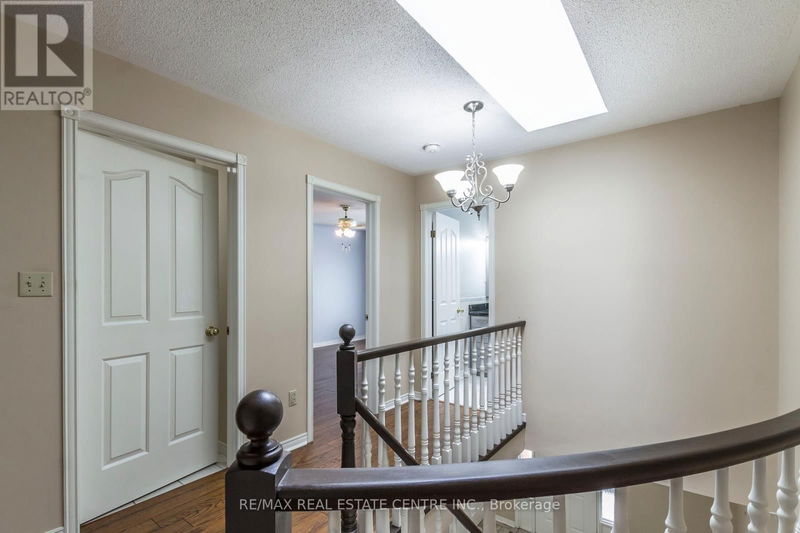  23 - 3125 Pinemeadow Drive  Burlington (Headon), L7M3T7 | Image 15