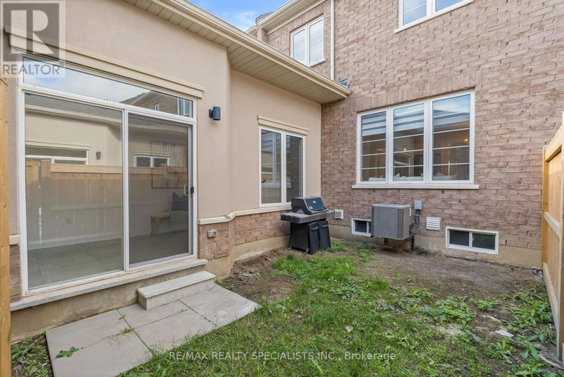 4009 Sixth Line  Oakville, L6H3P8 | Image 38