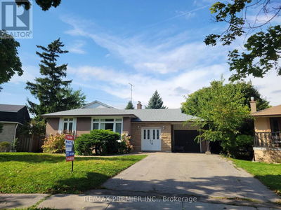 86 Rabbit Lane  Toronto (Eringate-Centennial-West Deane), M9B5S9 | Image 1