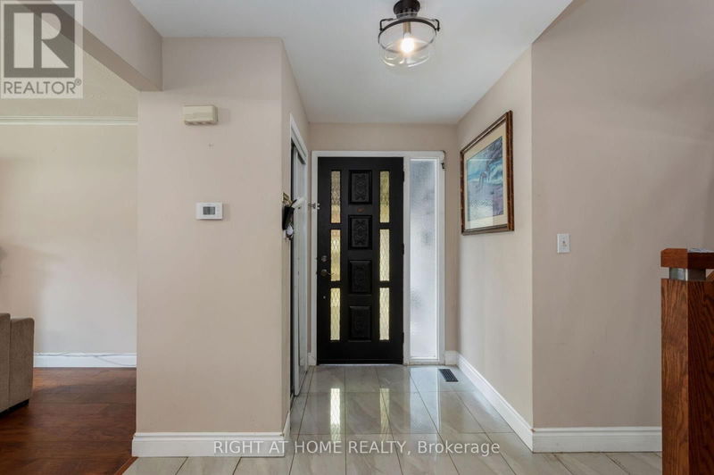 30 Collingdale Road  Toronto (Mount Olive-Silverstone-Jamestown), M9V3R1 | Image 19