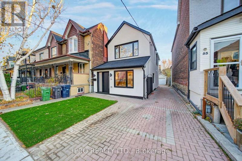 51 Burnfield Avenue  Toronto (Dovercourt-Wallace Emerson-Junction), M6G1Y4 | Image 40