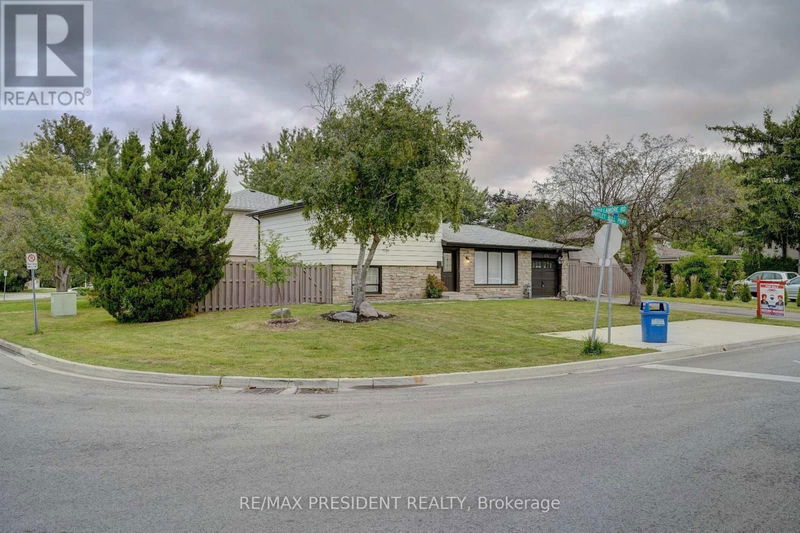 258 Bartley Bull Parkway  Brampton (Brampton East), L6W2L3 | Image 4