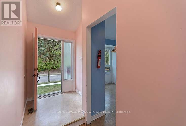 2822 FOLKWAY DRIVE Image 6