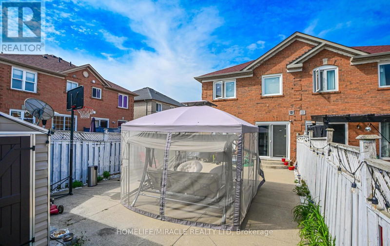 125 Oatfield Road  Brampton (Sandringham-Wellington), L6R1Y6 | Image 37