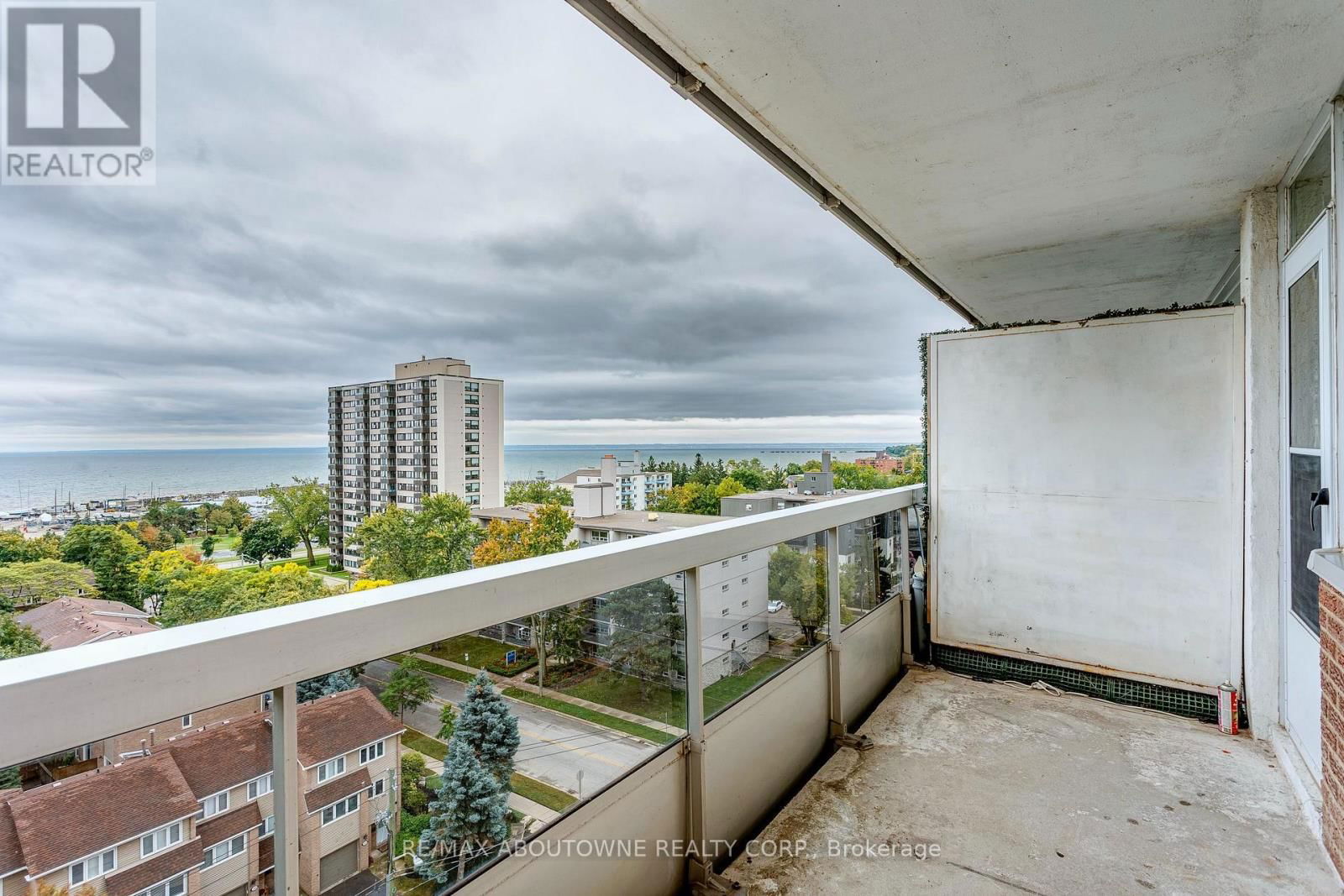 1006 - 2263 MARINE DRIVE Image 17