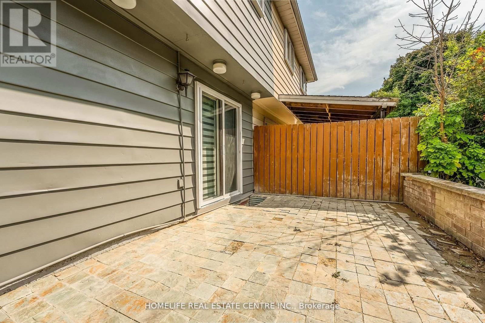 56 GRISELDA CRESCENT Image 36