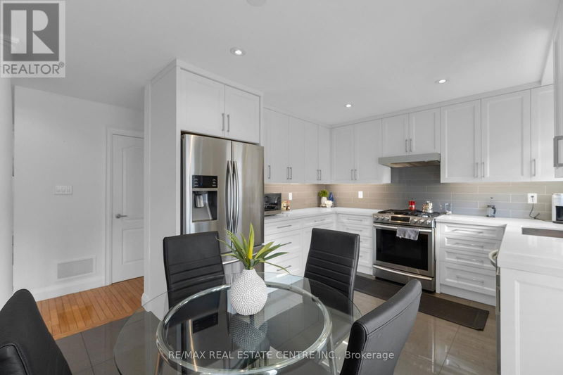 70 Jewel Crescent  Brampton (Sandringham-Wellington), L6R2P4 | Image 14