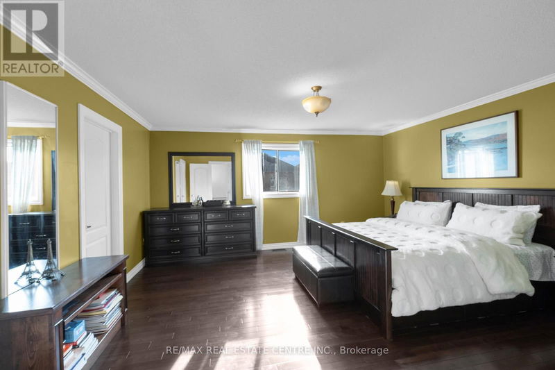 70 Jewel Crescent  Brampton (Sandringham-Wellington), L6R2P4 | Image 19