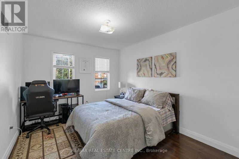 70 Jewel Crescent  Brampton (Sandringham-Wellington), L6R2P4 | Image 27