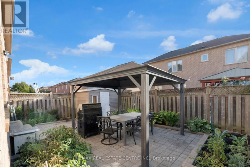 70 Jewel Crescent  Brampton (Sandringham-Wellington), L6R2P4 | Image 36