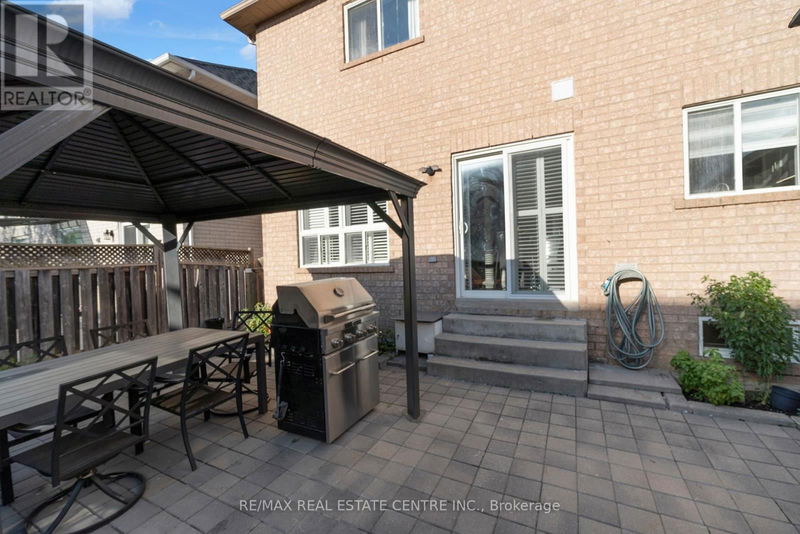 70 Jewel Crescent  Brampton (Sandringham-Wellington), L6R2P4 | Image 39