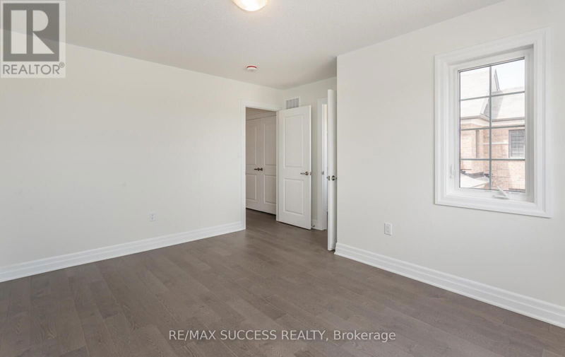 588 Queen Mary Drive  Brampton (Northwest Brampton), L7A5H5 | Image 24