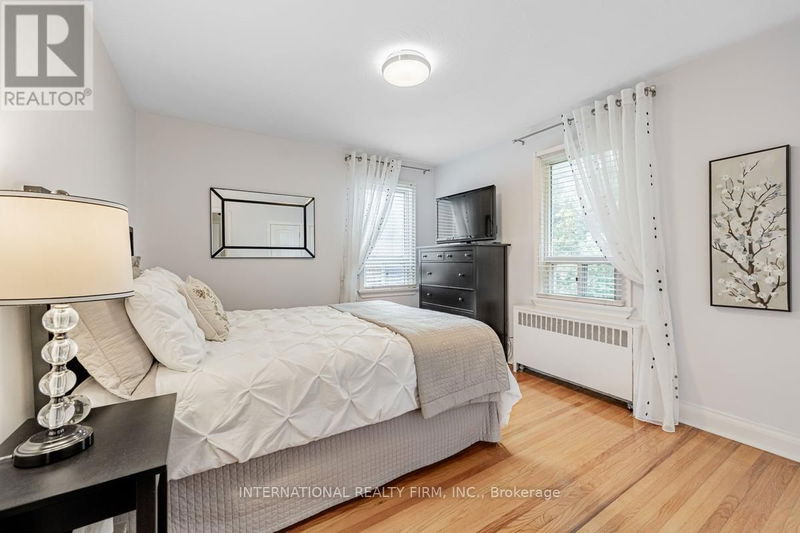 19 Culnan Avenue  Toronto (Islington-City Centre West), M8Z5A9 | Image 12