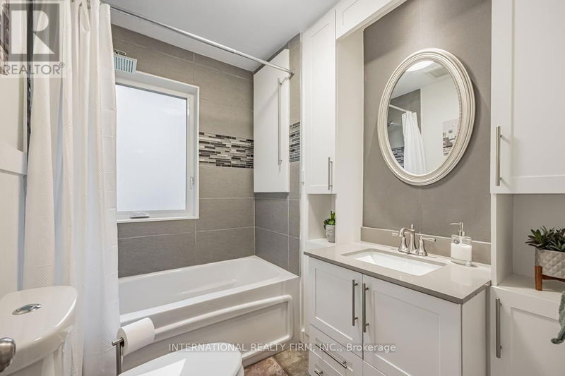 19 Culnan Avenue  Toronto (Islington-City Centre West), M8Z5A9 | Image 14