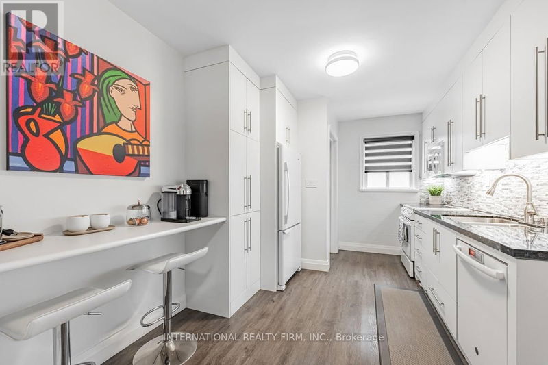 19 Culnan Avenue  Toronto (Islington-City Centre West), M8Z5A9 | Image 7