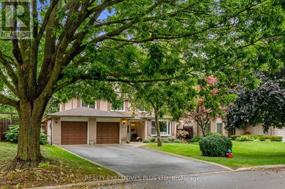 183 All Saints Crescent  Oakville (Eastlake), L6J5Y6 | Image 1