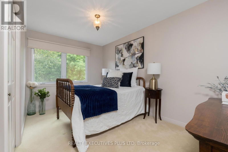 183 All Saints Crescent  Oakville (Eastlake), L6J5Y6 | Image 26