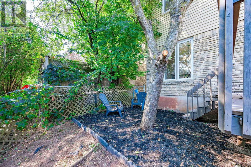 1144 Jamesway Boulevard  Oakville (Iroquois Ridge South), L6H2Z7 | Image 35