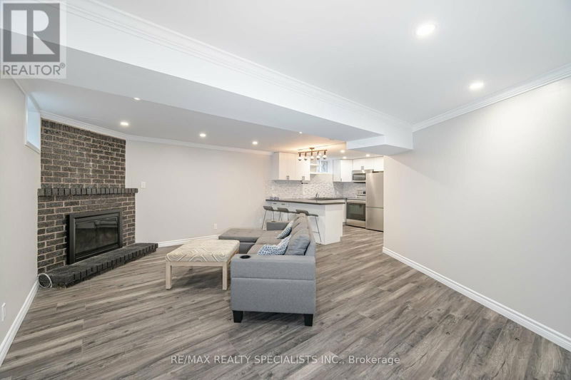 1531 Banwell Road  Mississauga (Clarkson), L5J3X6 | Image 30