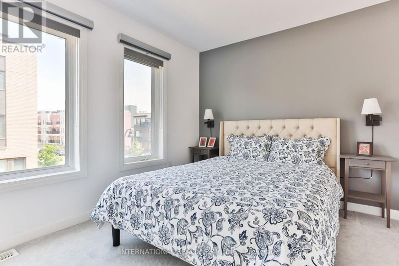 13 Caroline Carpenter Grove  Toronto (Downsview-Roding-CFB), M3K0B1 | Image 12