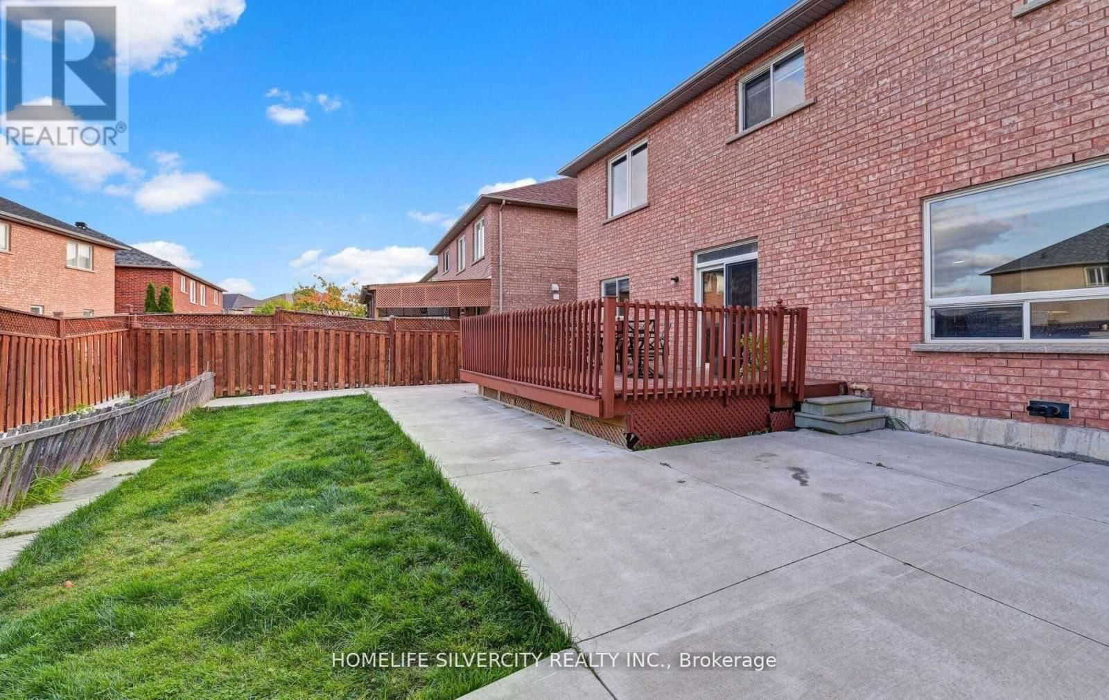 11 CANARYGRASS DRIVE Image 31