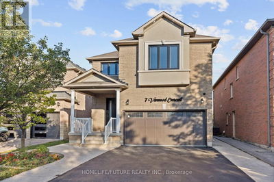 7 Vanwood Crescent  Brampton (Vales of Castlemore), L6P2X4 | Image 1