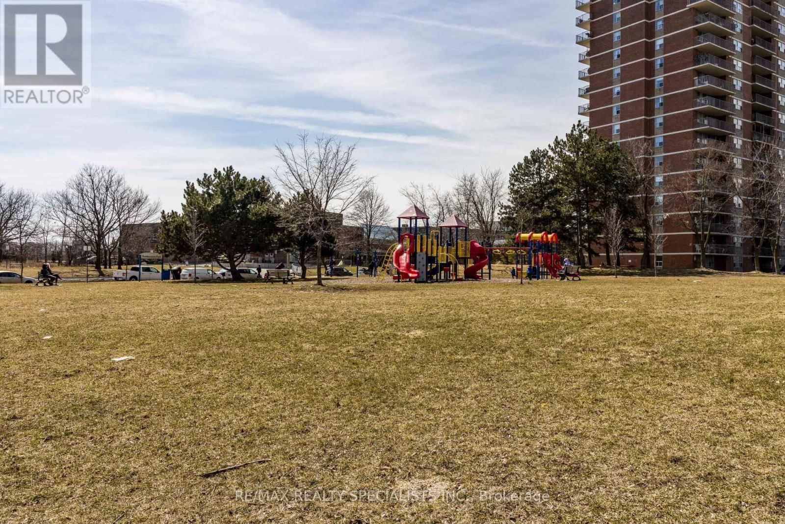 707 - 40 PANORAMA COURT Image 21