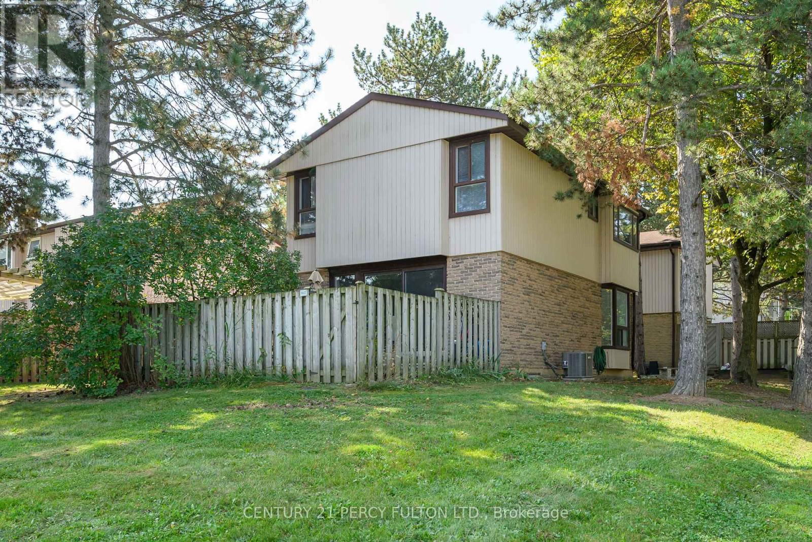 2 - 59 KENNINGHALL BOULEVARD Image 36