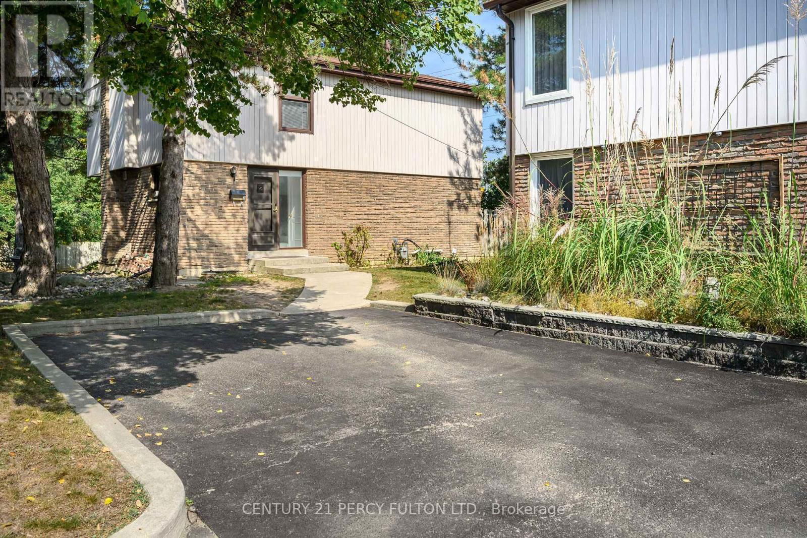 2 - 59 KENNINGHALL BOULEVARD Image 37