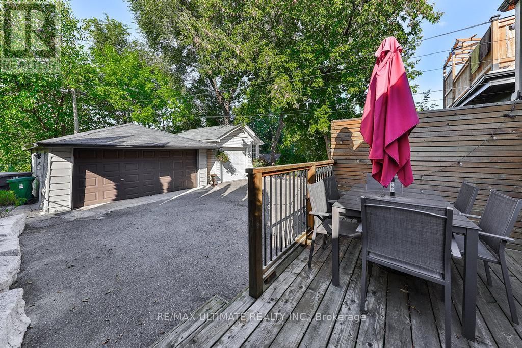 56 ROCKCLIFFE BOULEVARD Image 34