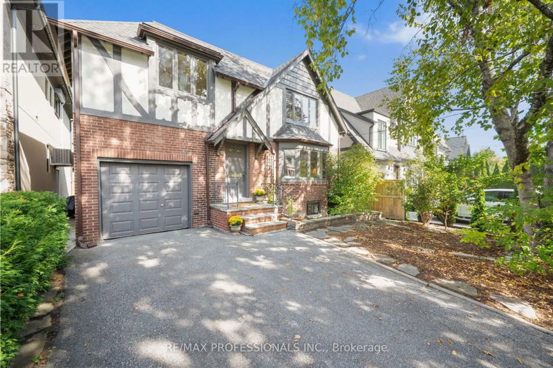 48 Kingsway Crescent  Toronto (Kingsway South), M8X2R6 | Image 3