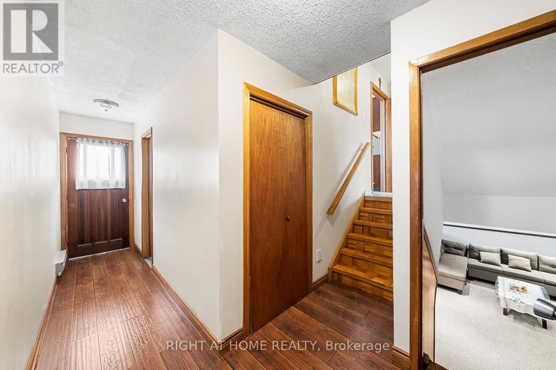 3043 Eighth Line  Oakville, L6H7H5 | Image 16