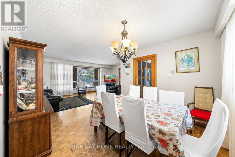 3043 Eighth Line  Oakville, L6H7H5 | Image 7