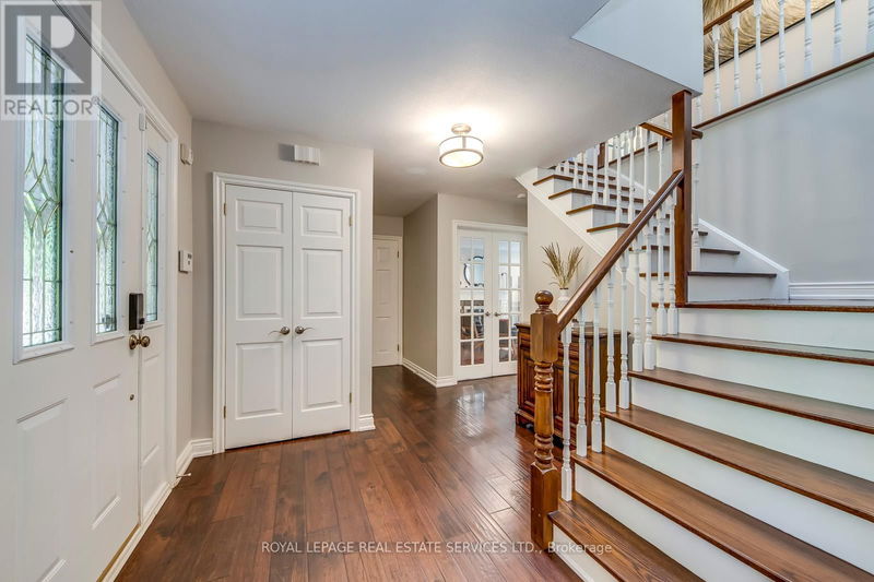 1460 Caulder Drive  Oakville (Eastlake), L6J5S9 | Image 18