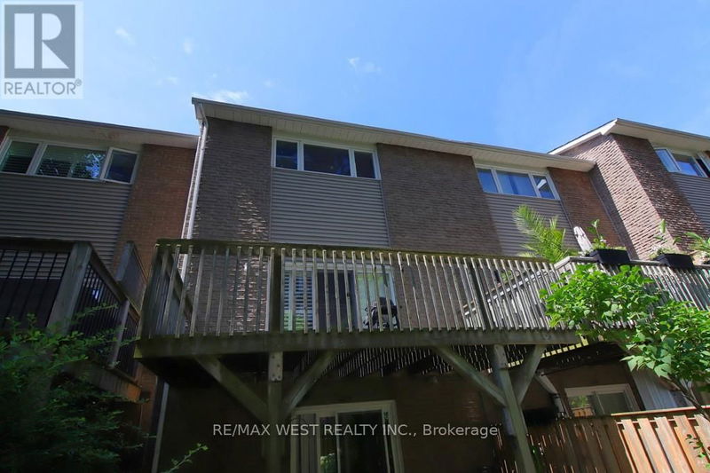  2244 - 2244 Marine Drive  Oakville (Bronte West), L6L1C1 | Image 31