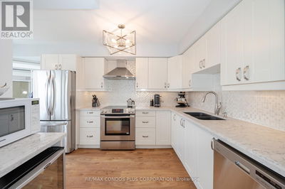  2107 - 1 Palace Pier Court  Toronto (Mimico), M8V3W9 | Image 1