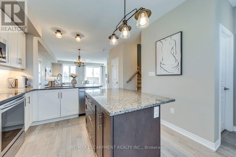 386 Belcourt Common null  Oakville, L6H0R1 | Image 22