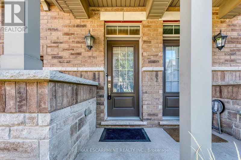 386 Belcourt Common null  Oakville, L6H0R1 | Image 3