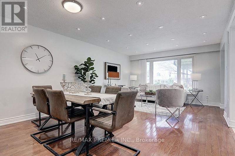 42 Wilmont Drive  Toronto (Black Creek), M3N1N6 | Image 3