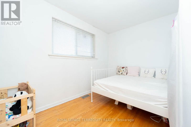 18 Rosette Court  Toronto (Humbermede), M9M1Z7 | Image 19