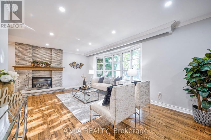 1485 Hixon Street  Oakville (Bronte East), L6L1S2 | Image 5