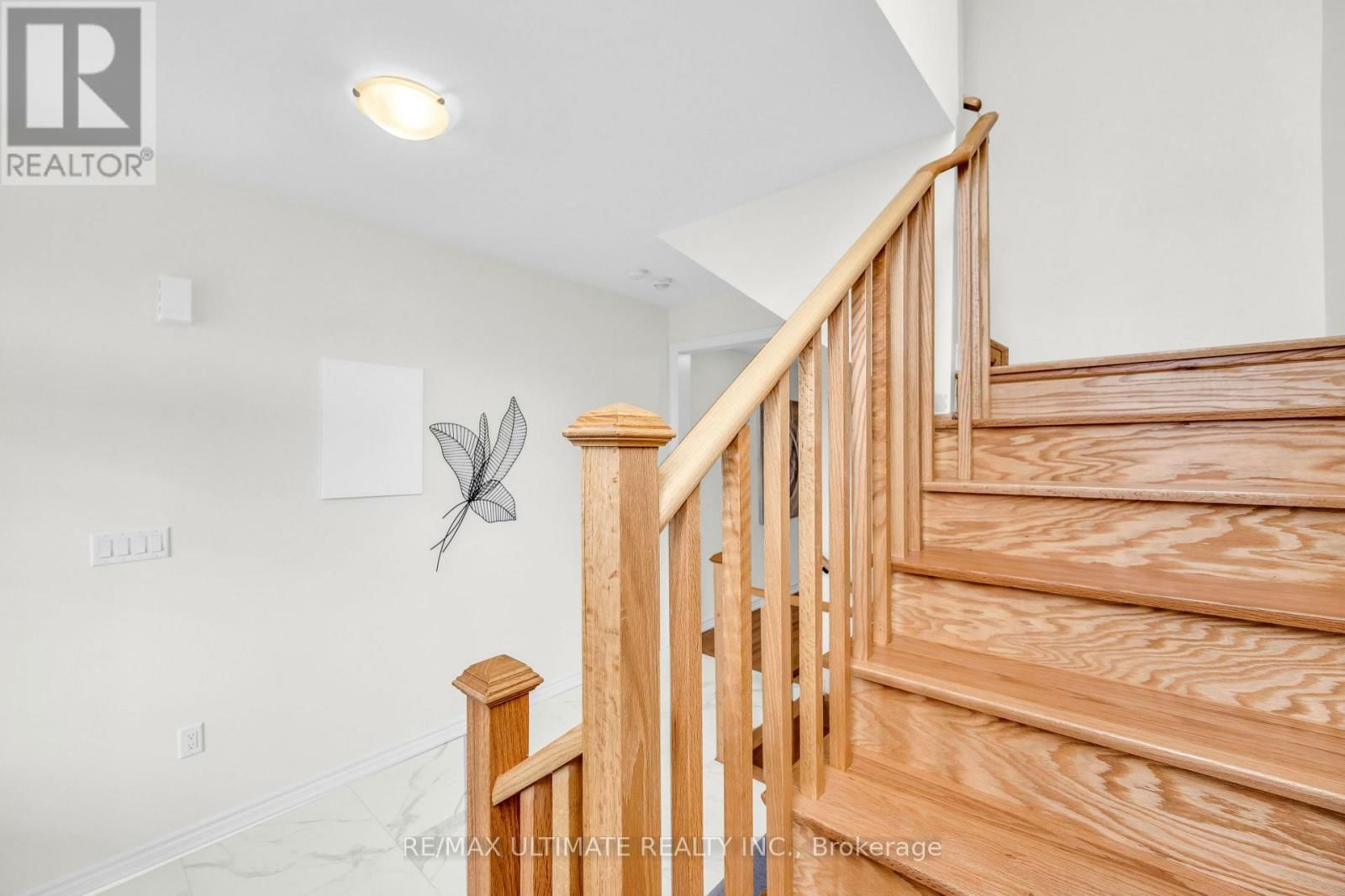 38 SAPWOOD CRESCENT Image 32